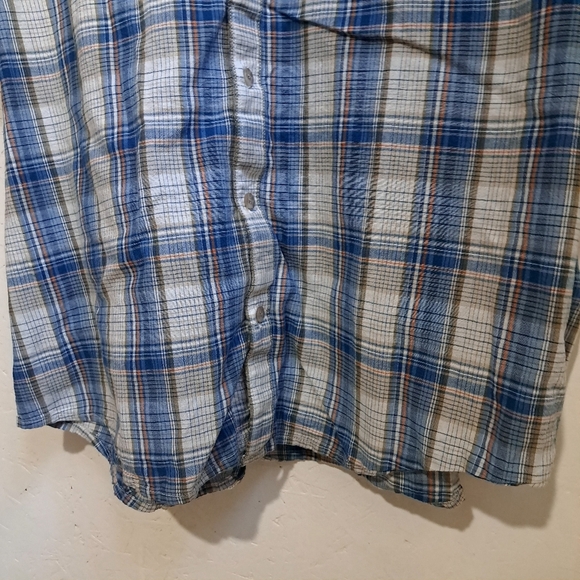 Eddie Bauer | Blue Plaid Men's button down short sleeved Shirt classic fit - Picture 3 of 10